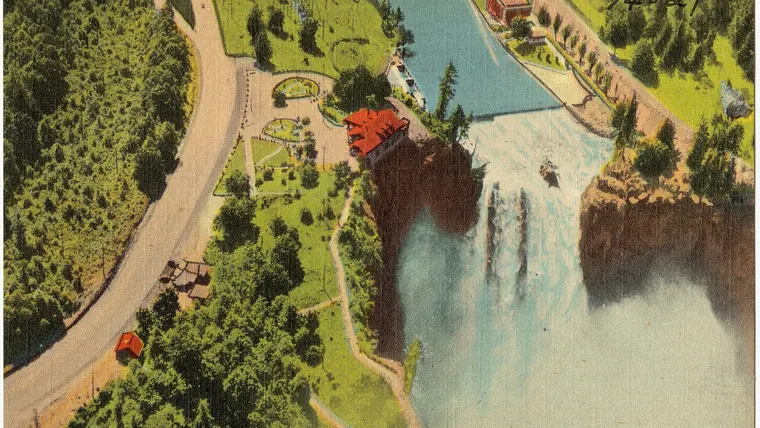 Snoqualmie Falls & the Valley